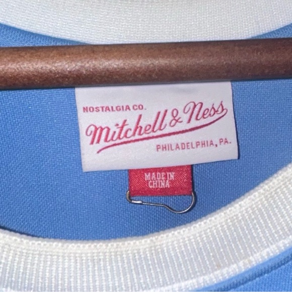 Authentic Jersey Los Angeles Lakers Alternate 2004-05 Kobe Bryant - Picture 5 of 7